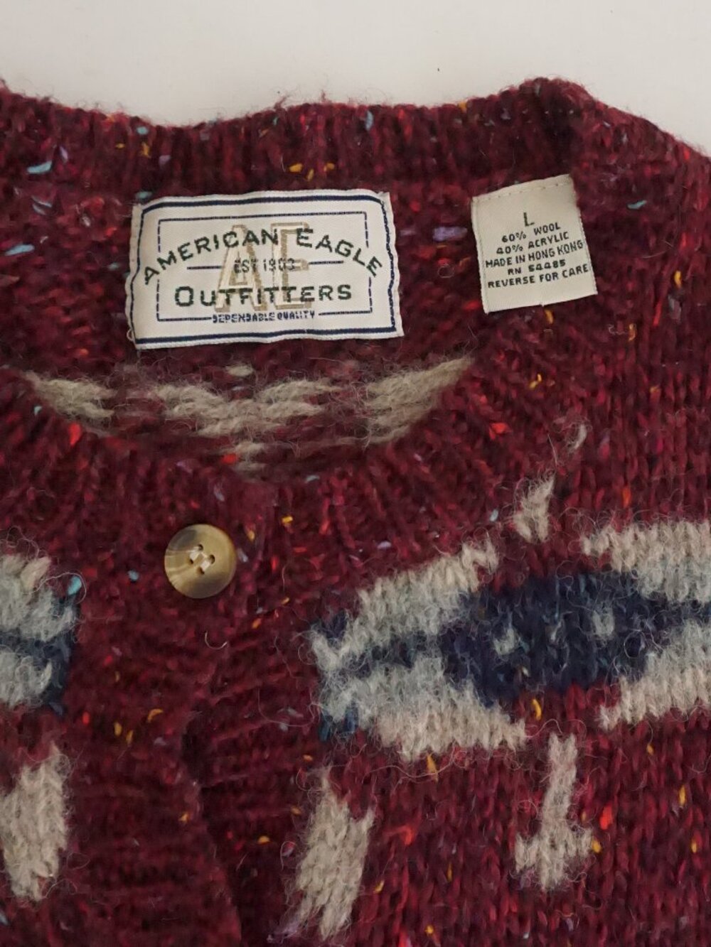 Vintage American Eagle Outfitters Burgundy Fair Isle Snowflake Wool Cardigan L - Picture 9 of 9